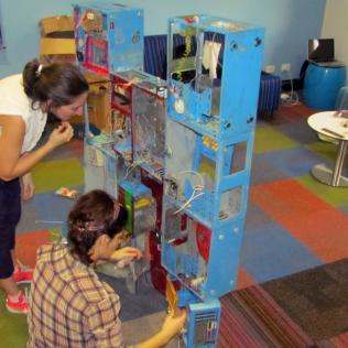 montaje de ATM-Manifiesto - Australia 2013